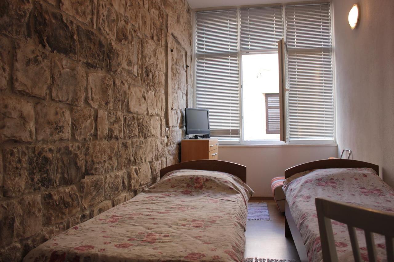 Lira - Studio Apartment Trogir Eksteriør billede
