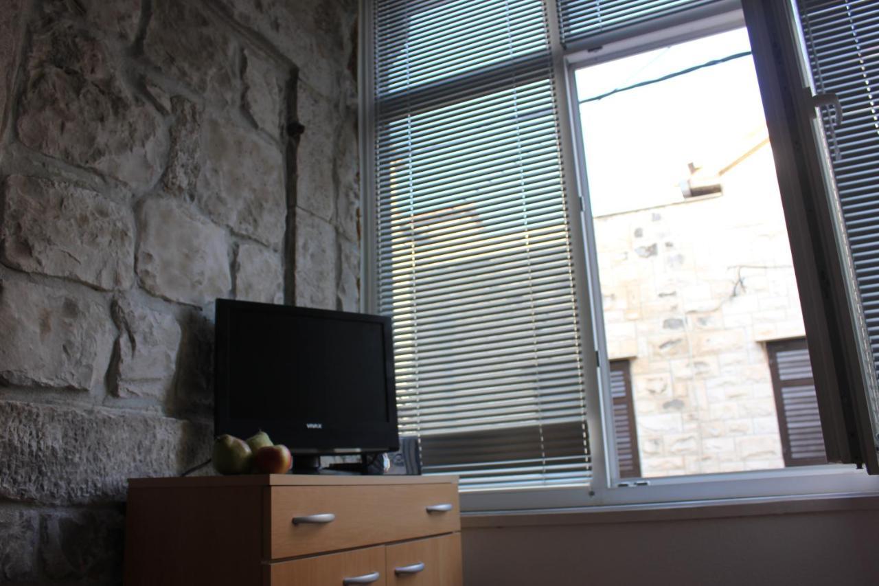 Lira - Studio Apartment Trogir Eksteriør billede